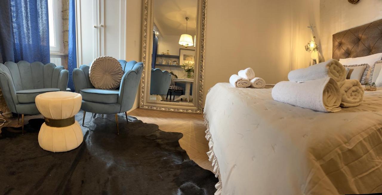 La Dolce Vita Luxury Apartments With Best Free Private Parking In City Center بولا المظهر الخارجي الصورة