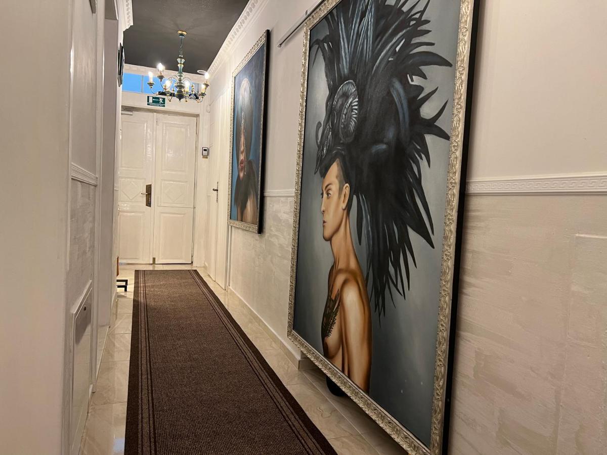 La Dolce Vita Luxury Apartments With Best Free Private Parking In City Center بولا المظهر الخارجي الصورة